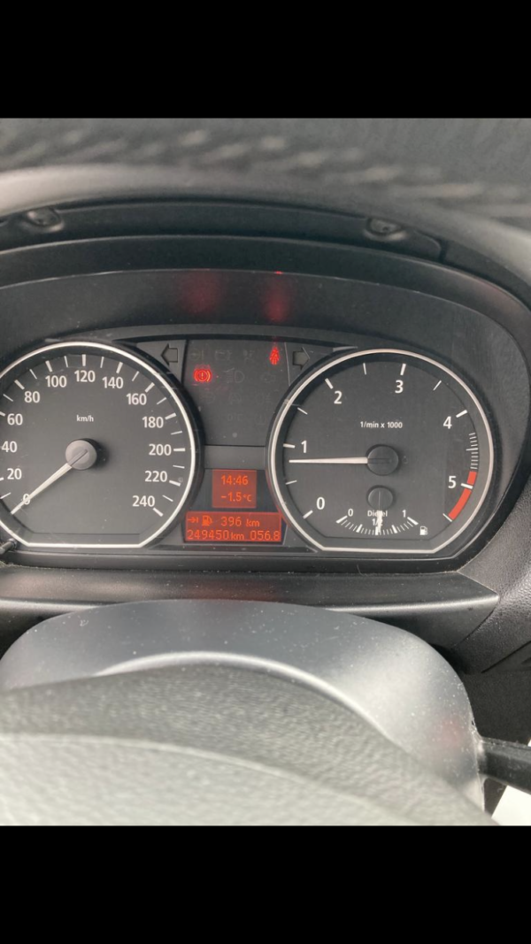 BMW 118D 122ch – Image 10