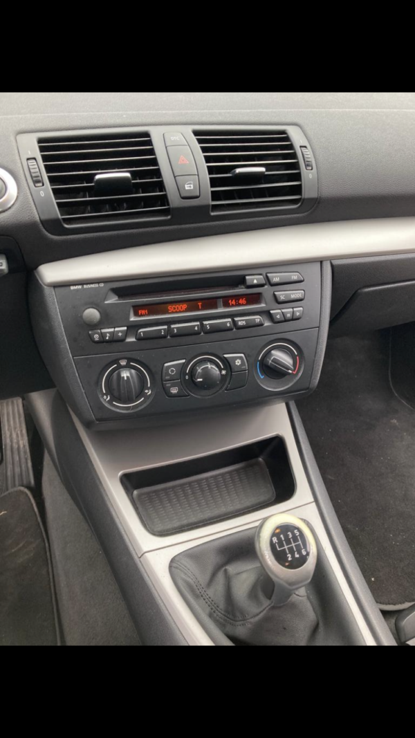 BMW 118D 122ch – Image 11