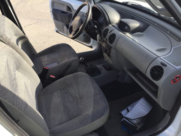 RENAULT KANGOO 1.5DCI 80ch – Image 10