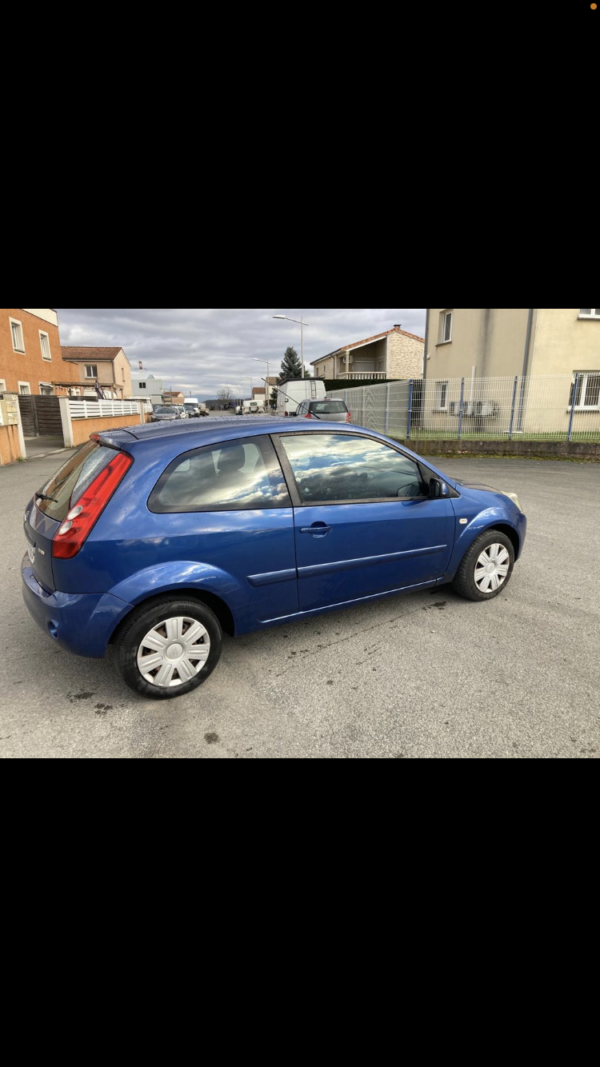 FORD FIESTA 1.4 TDCi Clim – Image 5