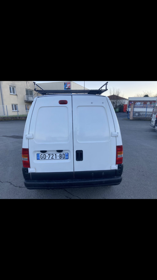 PEUGEOT EXPERT 2.0 HDI 3Places – Image 6