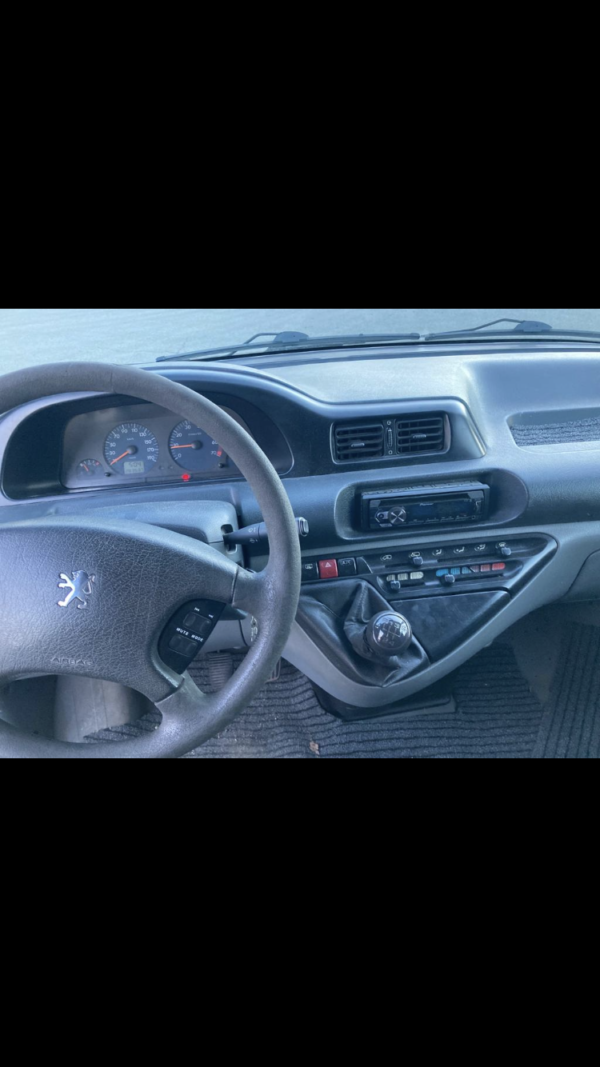 PEUGEOT EXPERT 2.0 HDI 3Places – Image 10