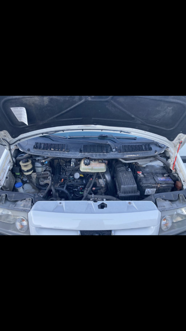 PEUGEOT EXPERT 2.0 HDI 3Places – Image 14