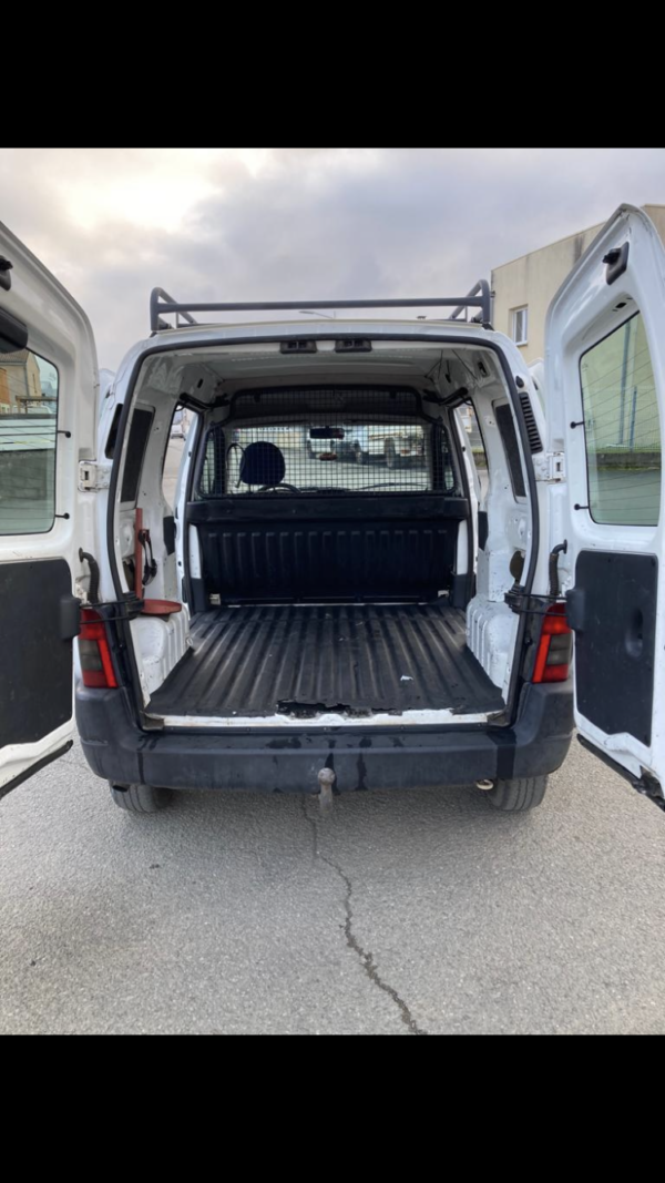 PEUGEOT PARTNER 2.0 HDI 90ch – Image 12