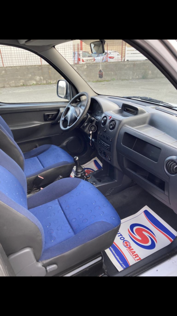 PEUGEOT PARTNER 2.0 HDI 90ch – Image 13