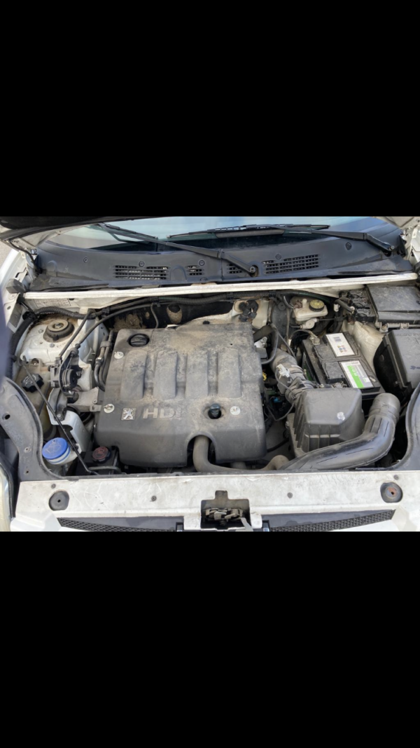PEUGEOT PARTNER 2.0 HDI 90ch – Image 14