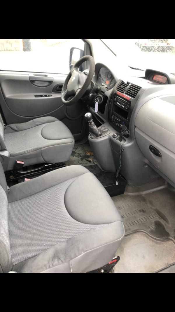 PEUGEOT EXPERT III 2.0 HDI 16V 128ch – Image 11