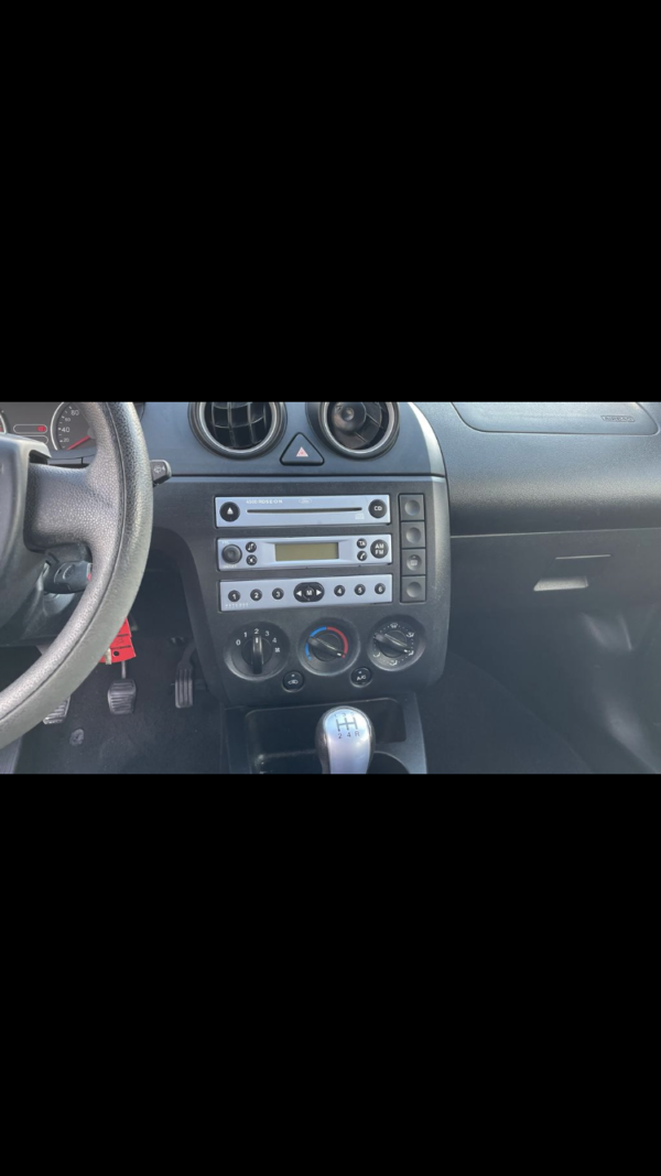 FORD FIESTA V 1.3i 70ch – Image 10