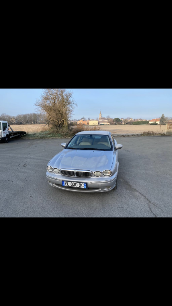 JAGUAR X-TYPE BERLINE 2.0 D 130ch – Image 3