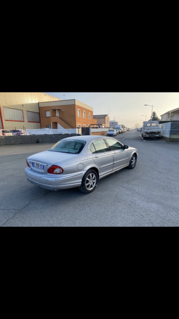 JAGUAR X-TYPE BERLINE 2.0 D 130ch – Image 5