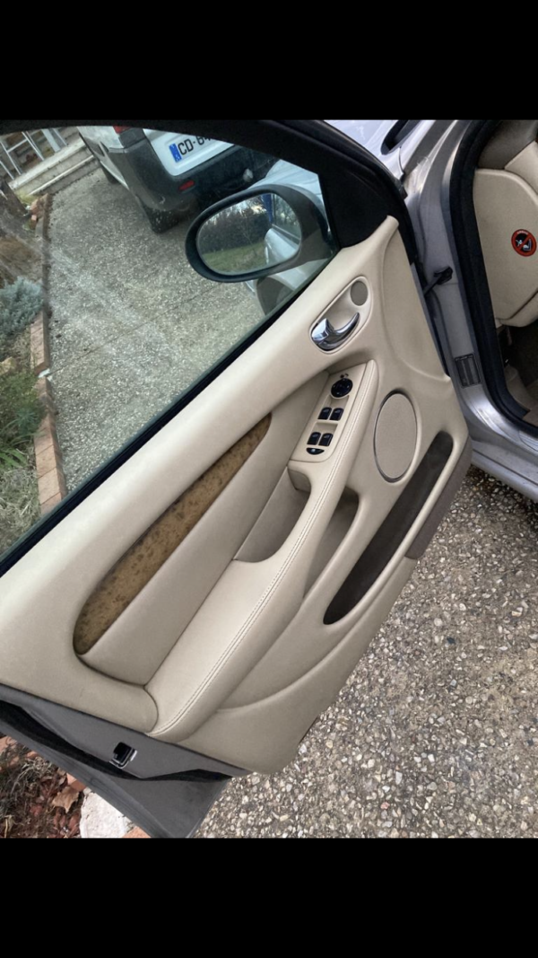JAGUAR X-TYPE BERLINE 2.0 D 130ch – Image 11