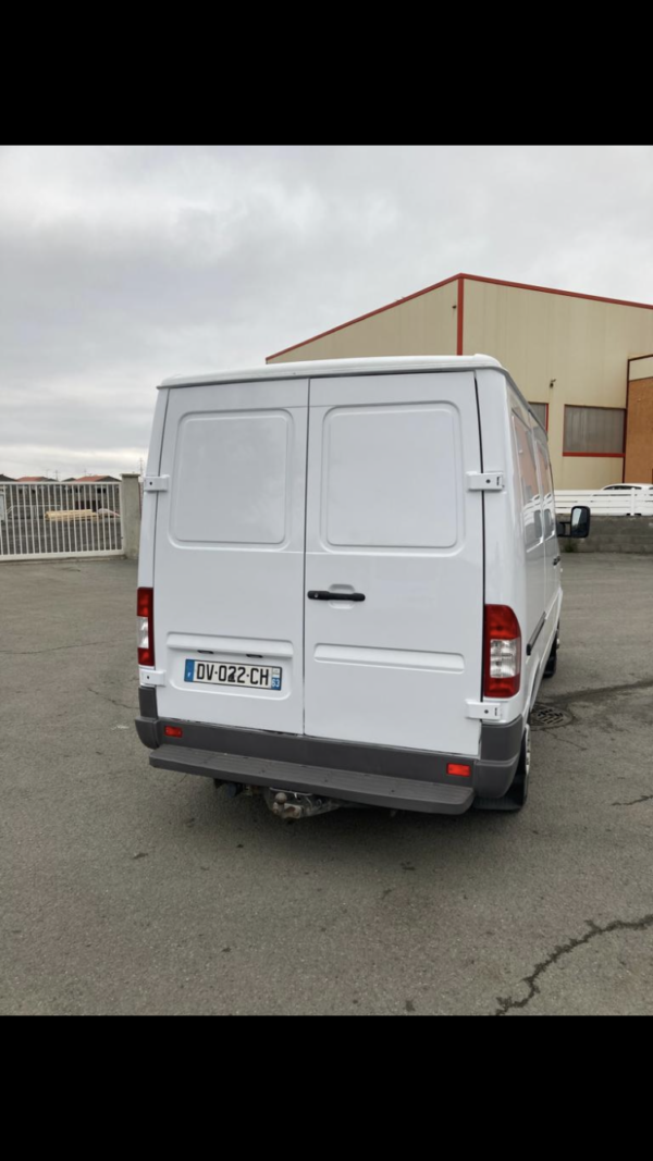 MERCEDES BENZ SPRINTER 208D – Image 6
