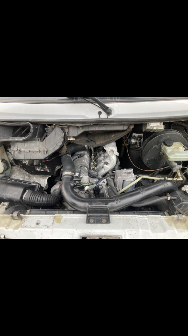 MERCEDES BENZ SPRINTER 208D – Image 14