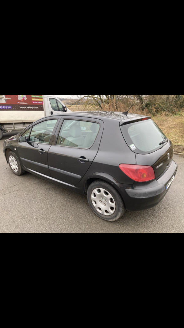 PEUGEOT 307 1.4 i 90ch – Image 6