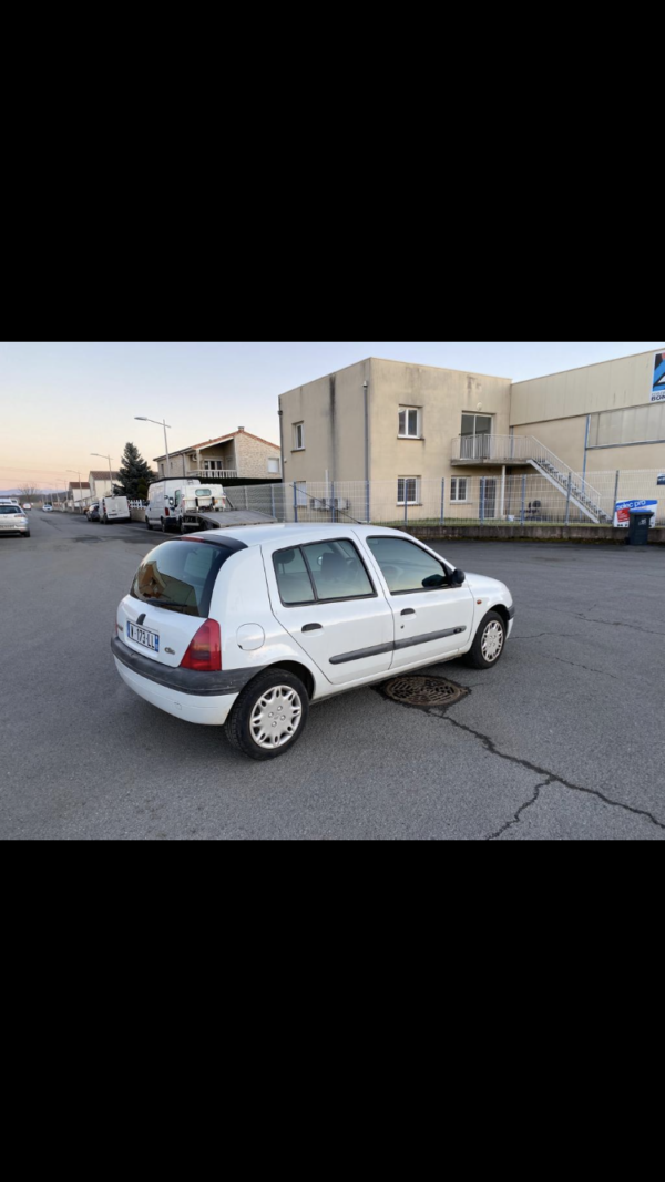 RENAULT CLIO II 1.2 58ch – Image 5
