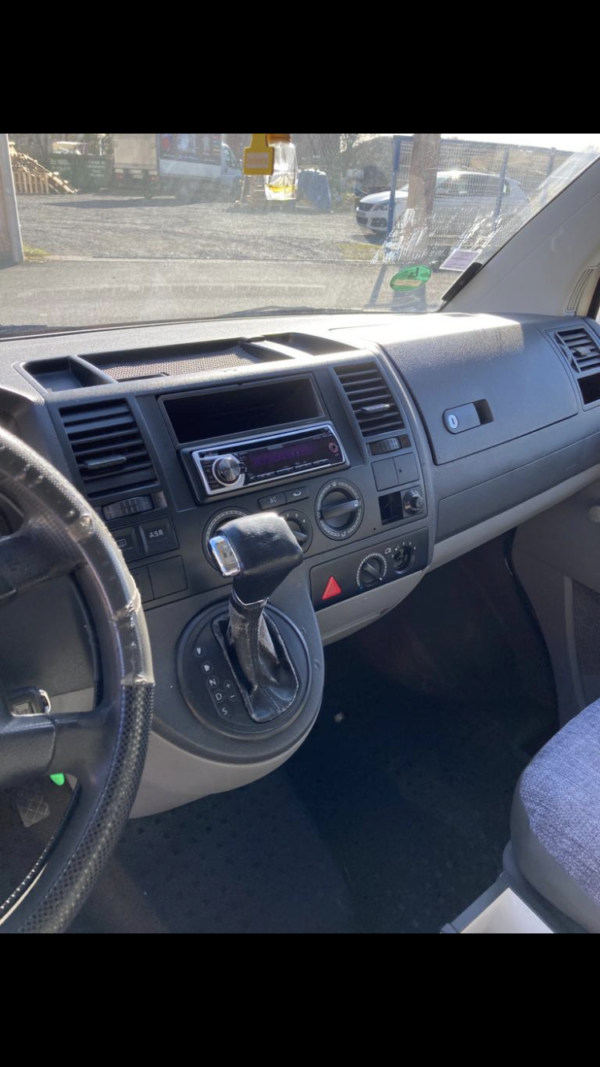 VOLKSWAGEN TRANSPORTER 2.5 TDI 130ch – Image 9