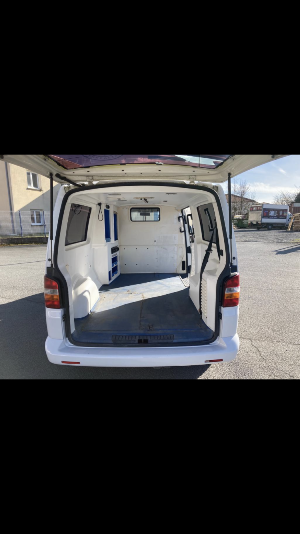VOLKSWAGEN TRANSPORTER 2.5 TDI 130ch – Image 13