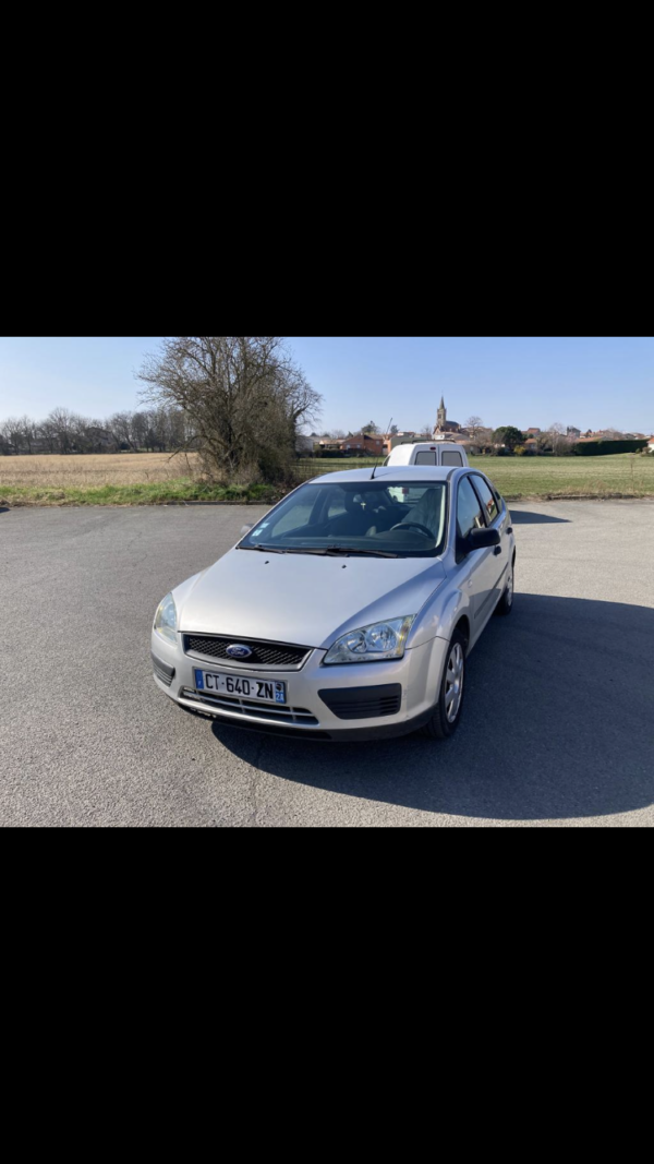 FORD FOCUS 2.0 i 145ch – Image 3