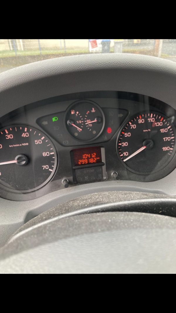 PEUGEOT EXPERT III 2.0 HDI 16V 128ch – Image 7