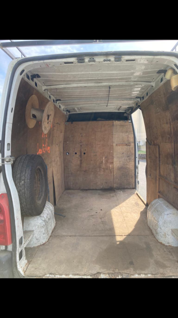 RENAULT MASTER T33 L2H2 2.5D 80cv – Image 12