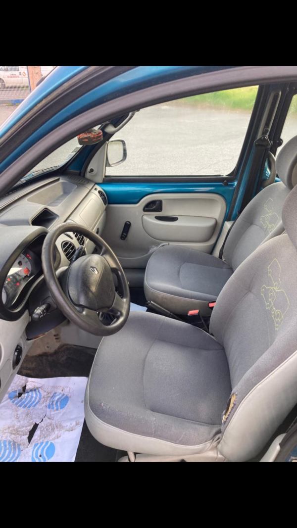 RENAULT KANGOO 1.5 DCI 65cv 5 places – Image 8