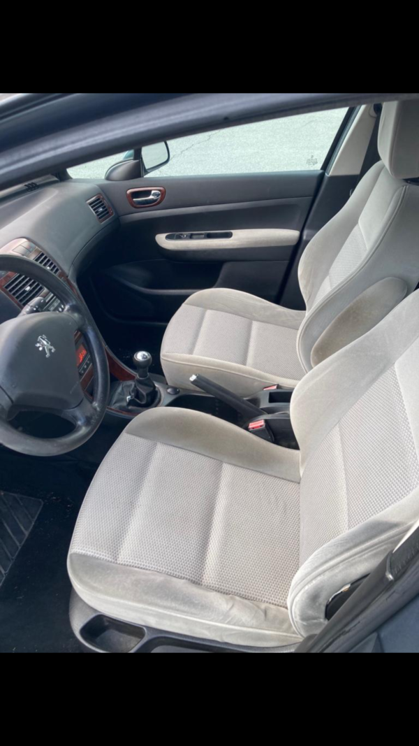 PEUGEOT 307 1.6 HDI 90cv – Image 8