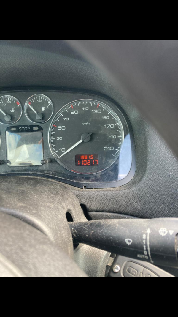 PEUGEOT 307 1.6 HDI 90cv – Image 15