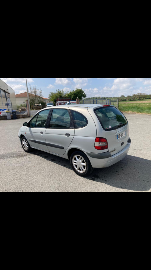 RENAULT SCENIC 1.9 dTi 98cv – Image 7