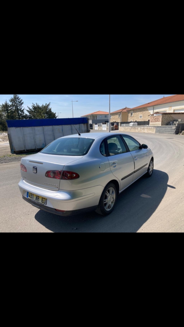 SEAT CORDOBA 1.9 TDI 100cv – Image 5