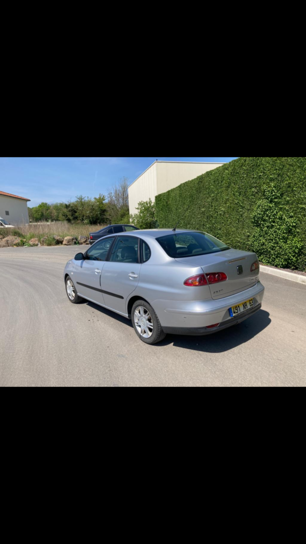 SEAT CORDOBA 1.9 TDI 100cv – Image 6