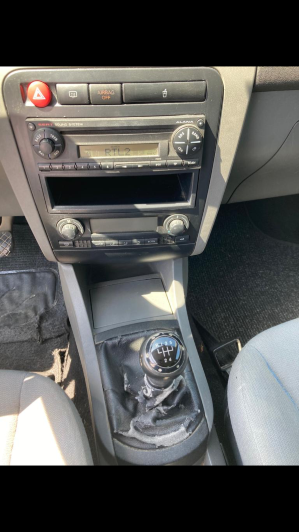 SEAT CORDOBA 1.9 TDI 100cv – Image 9