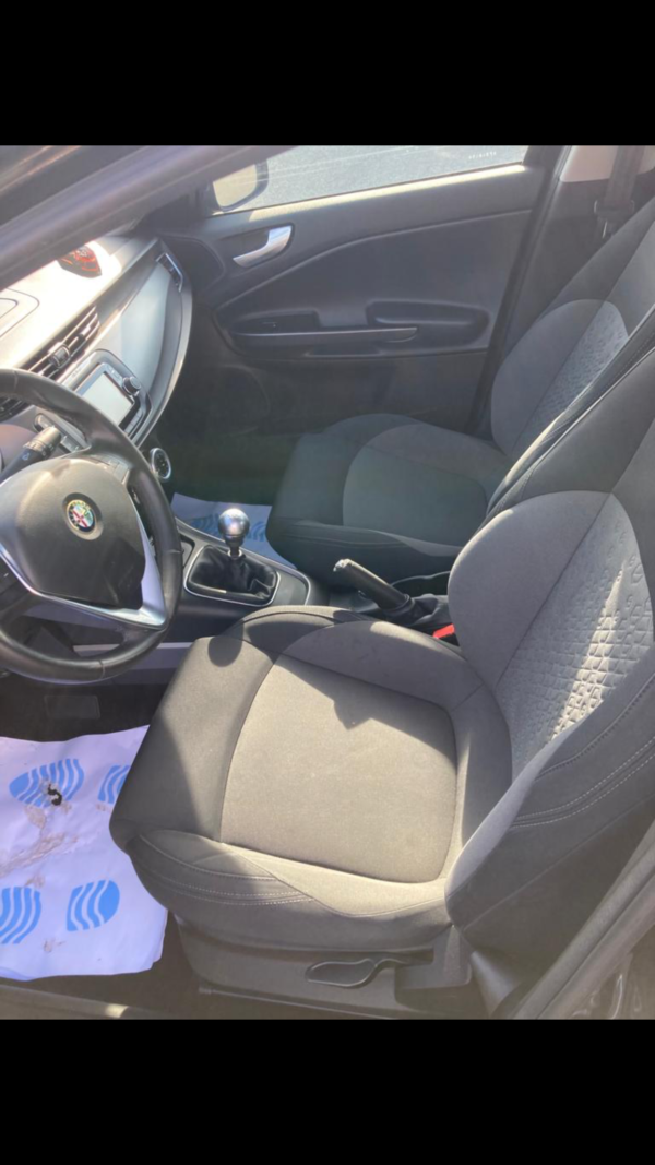 ALFA ROMEO GIULIETTA 1.4 T-Jet 105CV – Image 8