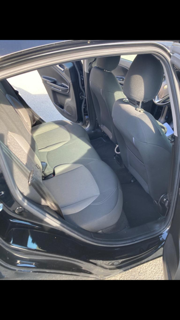 ALFA ROMEO GIULIETTA 1.4 T-Jet 105CV – Image 12