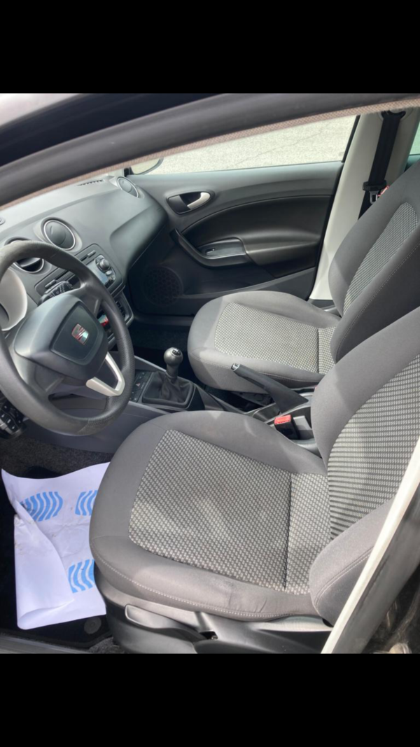 SEAT IBIZA 1.4 TDI 80cv – Image 7