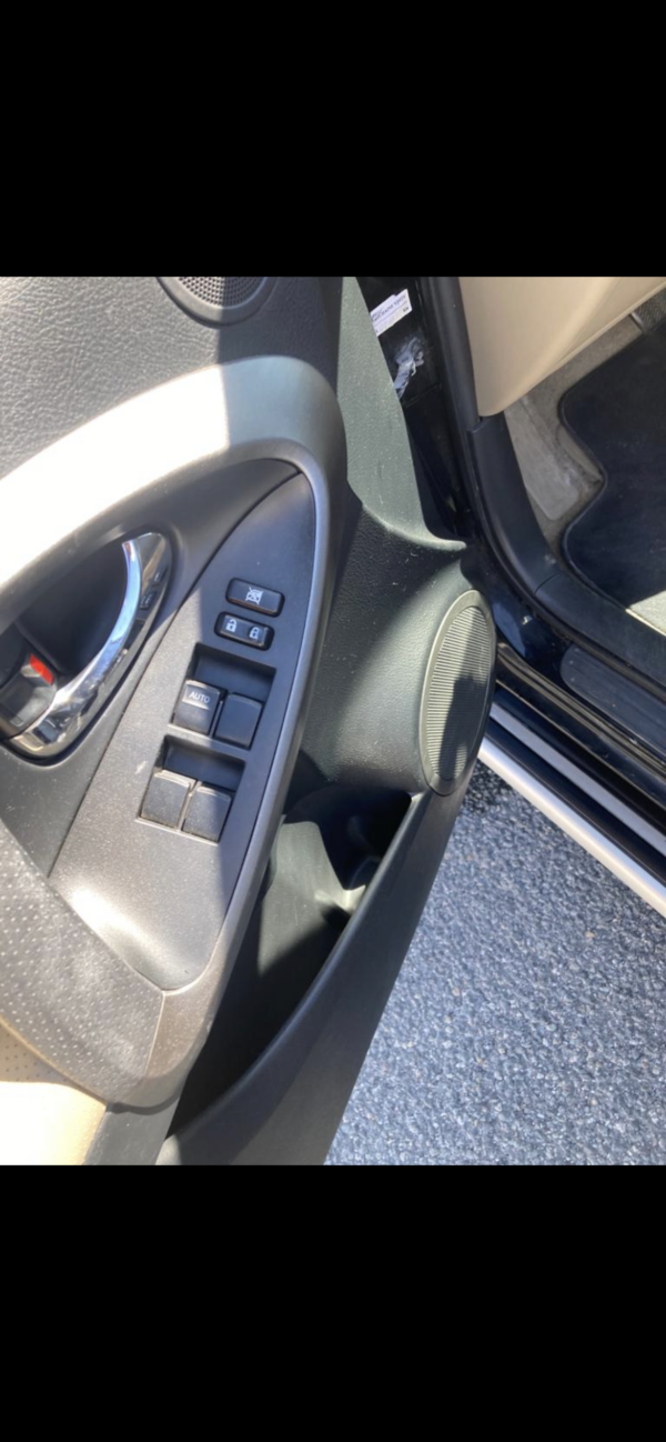 TOYOTA RAV4 2.2 D-4D 150ch – Image 10