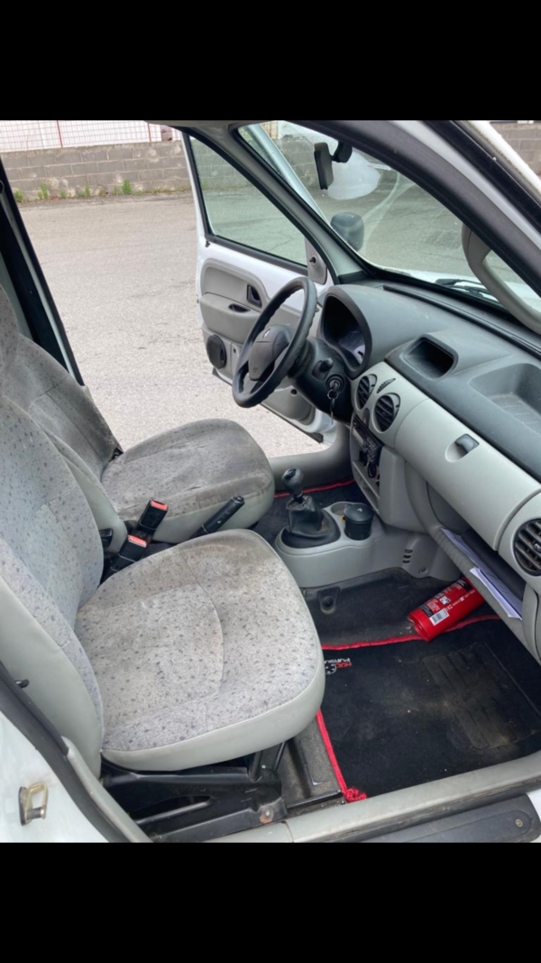 RENAULT KANGOO 1.5 dCi 57cv – Image 11