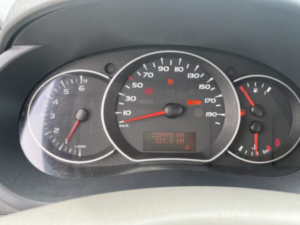 RENAULT KANGOO 1.5 dCi eco2 86cv – Image 12