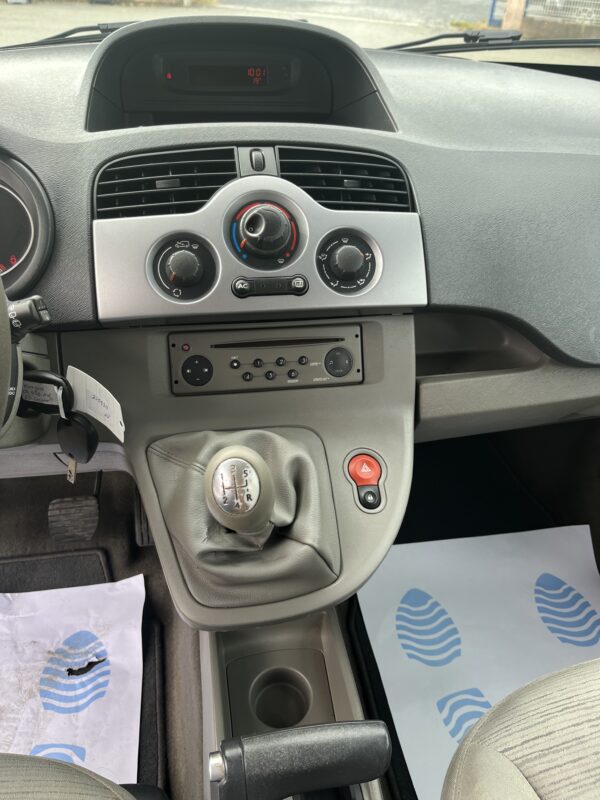 RENAULT KANGOO 1.5 dCi eco2 86cv – Image 13