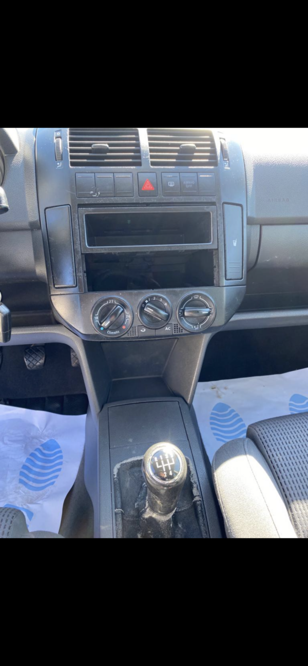 VOLKSWAGEN POLO IV 1.4 i 75cv – Image 10