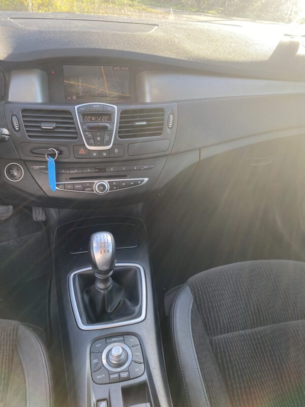 Renault Laguna 1.5 Dci 110cv – Image 11