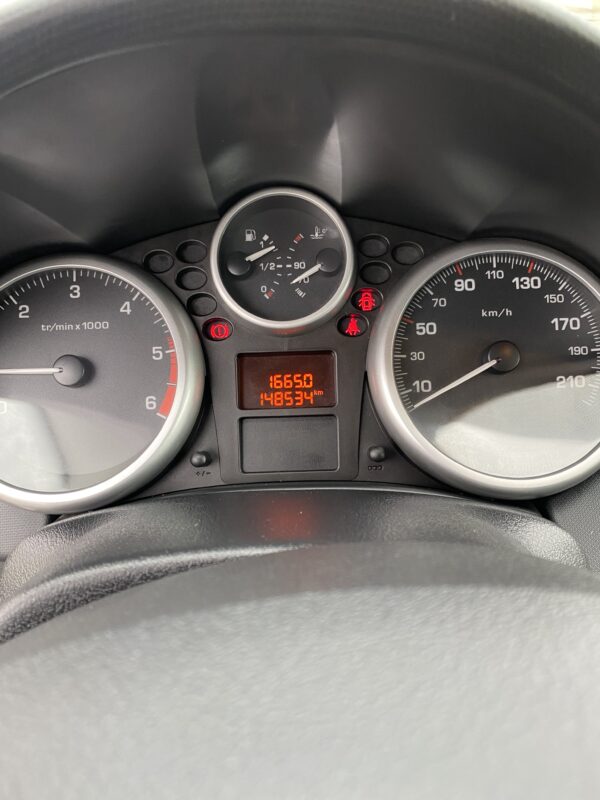 Peugeot 207 1.4 Hdi 70cv – Image 9