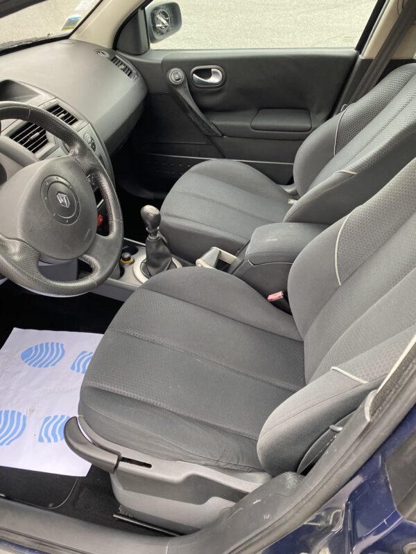 Renault Megane 1.9 Dci 120cv – Image 10