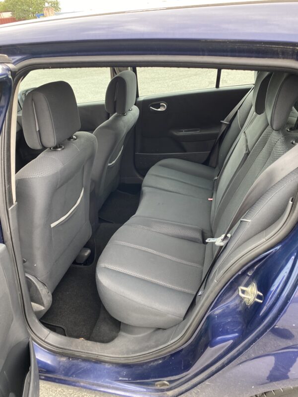 Renault Megane 1.9 Dci 120cv – Image 13