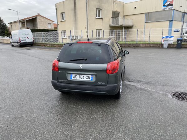 Peugeot 207 SW 1.4 VTI 95cv – Image 7