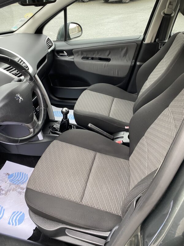 Peugeot 207 SW 1.4 VTI 95cv – Image 10