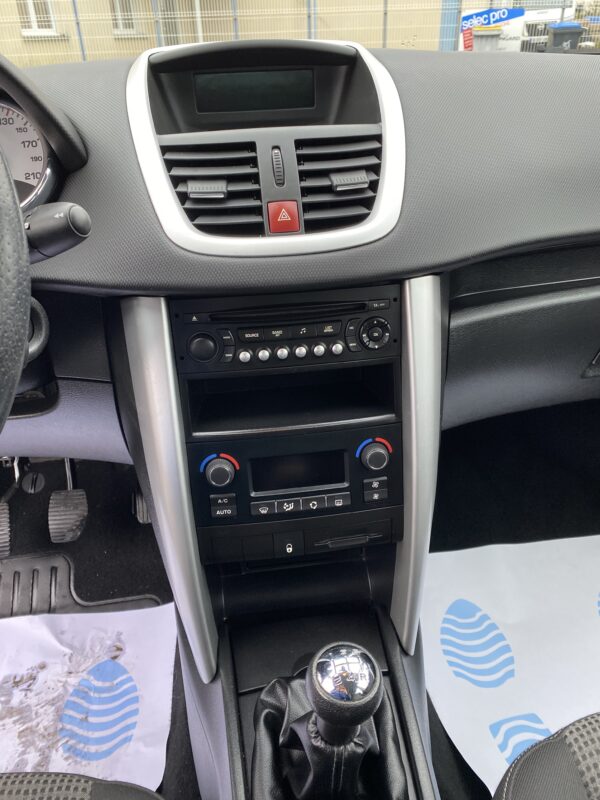 Peugeot 207 SW 1.4 VTI 95cv – Image 12