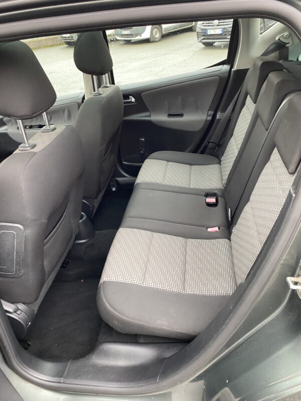 Peugeot 207 SW 1.4 VTI 95cv – Image 15
