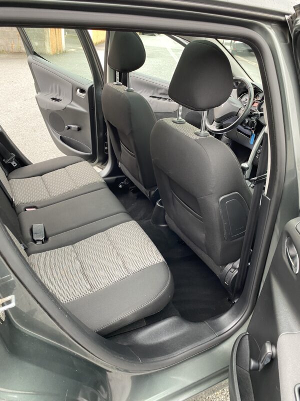 Peugeot 207 SW 1.4 VTI 95cv – Image 16