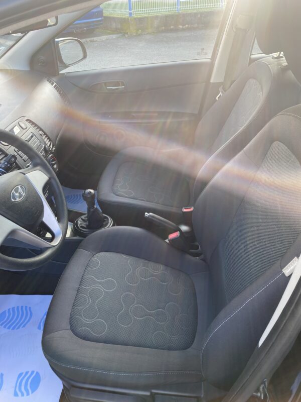 Hyundai I20 1.2i 80cv – Image 9