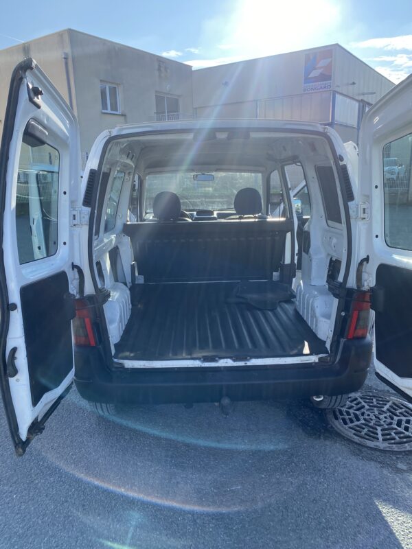 PEUGEOT PARTNER 1.9D – Image 15